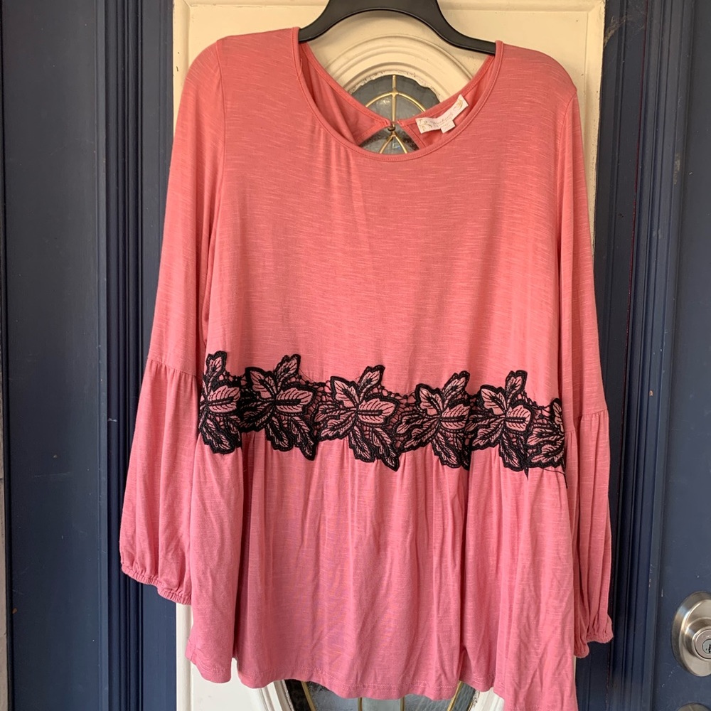 Plus size 1X tunic